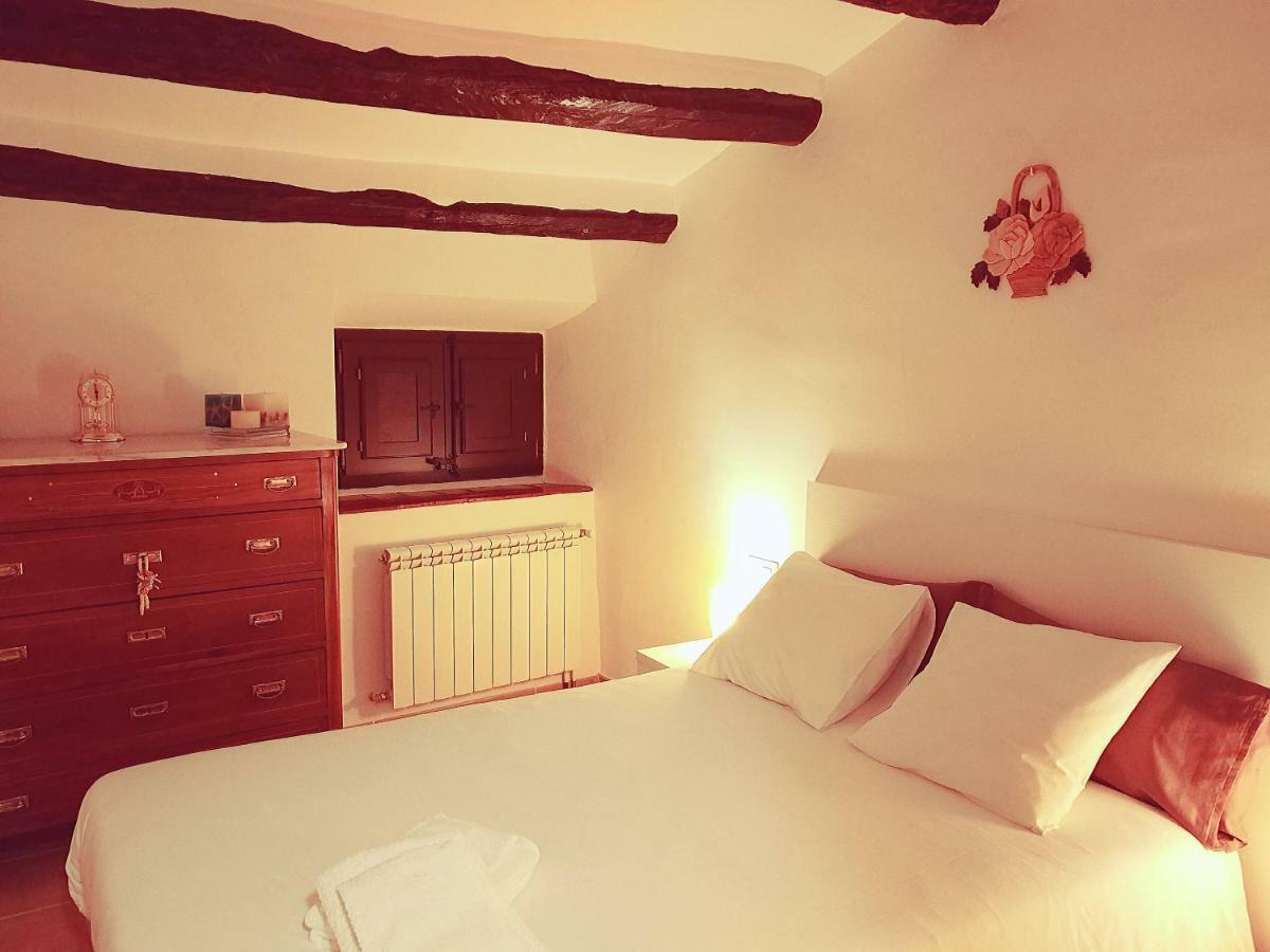 Cal Xaiet Guest House Llampaies Exterior foto